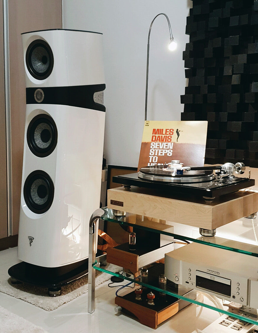 Solid Maple Edge-Grain Audio Platforms w/ M6 or M8 Threaded Brass Inserts - 3" Thick